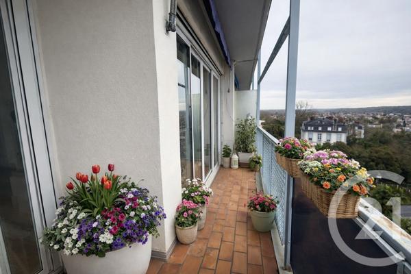 Appartement F3 à vendre  3 pièces - 70 m 2   PAU  - 64