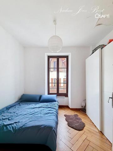 Lumineux T3 67M2 en plein centre-ville de  Taninges