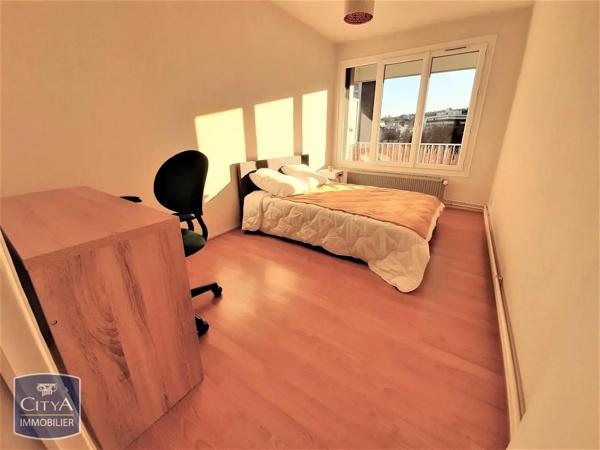 Appartement à louer 3 pièces 67m² Clermont-Ferrand (63000)