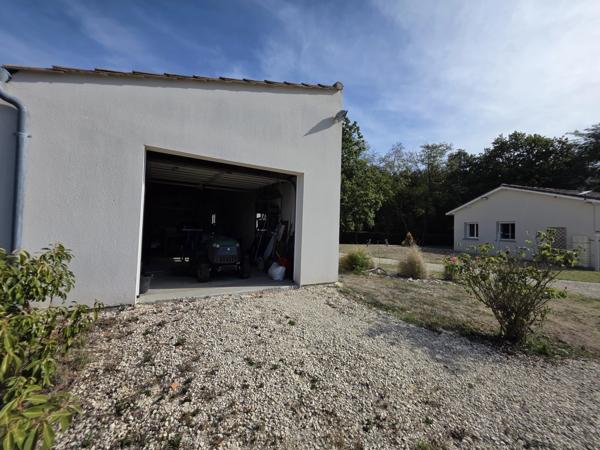 Propriété proche d’Eymet avec grand garage et verger sur plus de 6 000 m²
