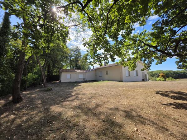 Propriété proche d’Eymet avec grand garage et verger sur plus de 6 000 m²