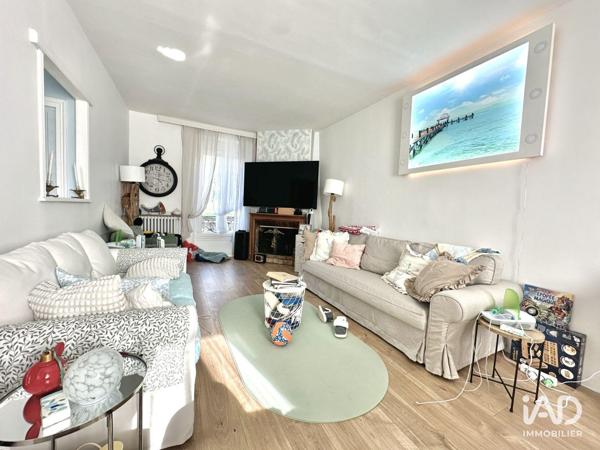 Maison à vendre 4 pièces 122 m² Saint-Pierre-lès-Nemours