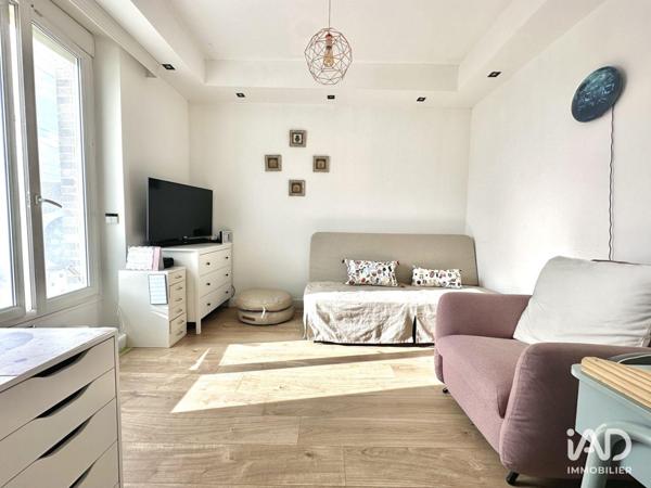Maison à vendre 4 pièces 122 m² Saint-Pierre-lès-Nemours