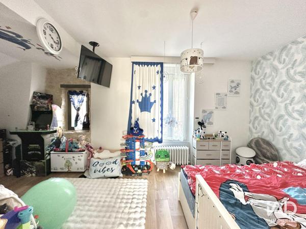 Maison à vendre 4 pièces 122 m² Saint-Pierre-lès-Nemours