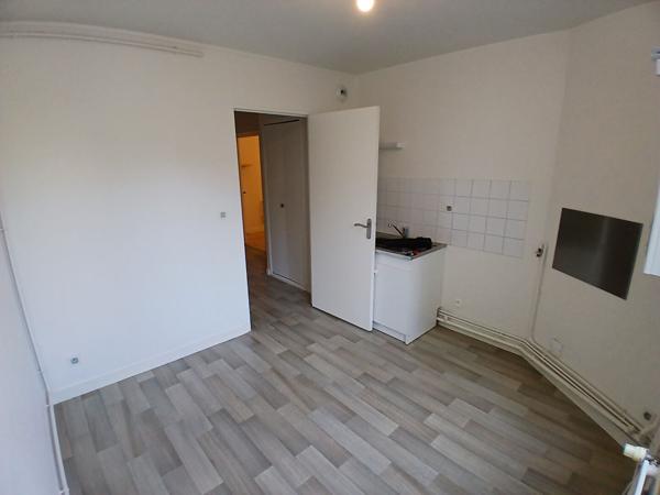 Appartement T2 hyper-centre de Laval