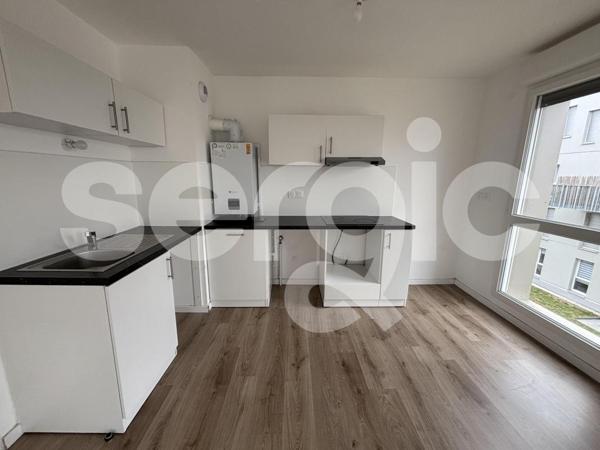 Location 3 Pieces 64 59350 Saint Andre Lez Lille 14 b2 698 002