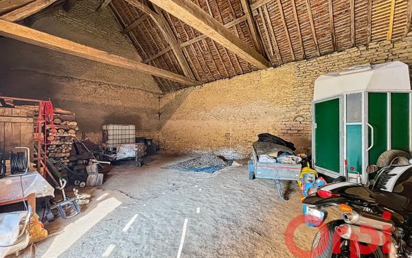 Maison à vendre    5 pièces • 163 m2 Charly