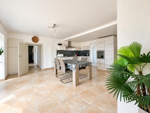 Longère 100m2 proche commerces et commodités Toutes les caractéristiques