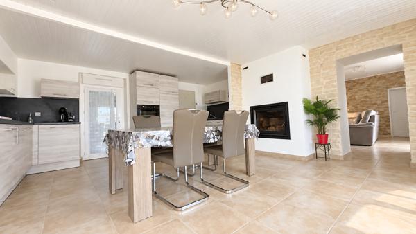 Longère 100m2 proche commerces et commodités Toutes les caractéristiques