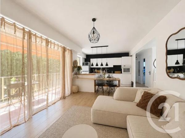 Appartement F3 à vendre  3 pièces - 62,84 m 2   CAGNES SUR MER  - 06