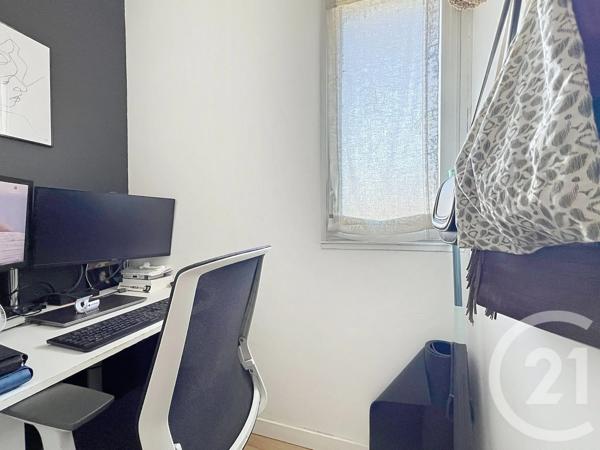 Appartement F3 à vendre  3 pièces - 62,84 m 2   CAGNES SUR MER  - 06