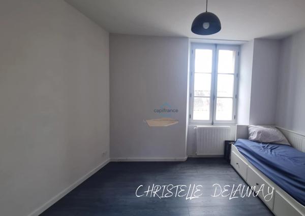 Maison de bourg rénovée 5 pièces DAON (53)