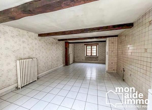 Maison de ville à rénover 480m2 -12 pièces-