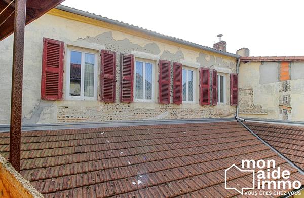 Maison de ville à rénover 480m2 -12 pièces-