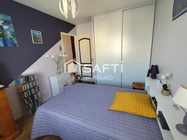 Belle maison mitoyenne par le garage à Ambérieu