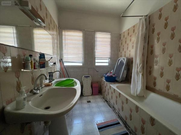 Immeuble à vendre à Saint-Denis à la Réunion (97400), ref : 97405-1026765