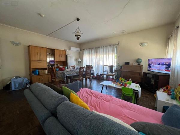 Immeuble à vendre à Saint-Denis à la Réunion (97400), ref : 97405-1026765