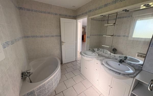 Maison à vendre    4 pièces •  Saujon