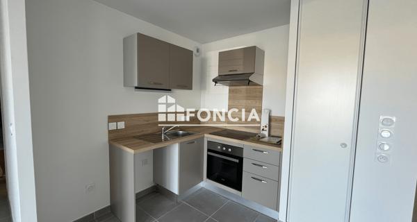 Location Appartement 3 pièces 57.5 m² - Monteux 84170