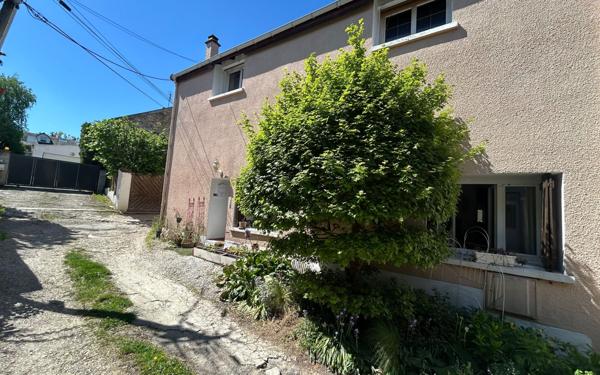 Maison à vendre    4 pièces • 122 m2 Nanteuil-lès-Meaux