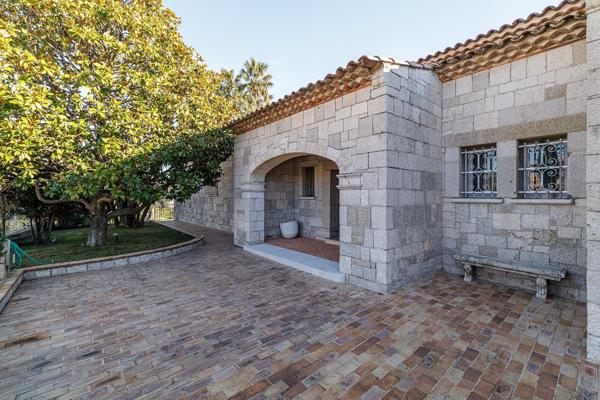 Vente Villa de luxe Nice 8 Pièces 359 m²
