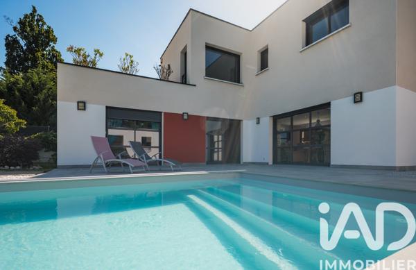 Maison à vendre 6 pièces 190 m² Annonay