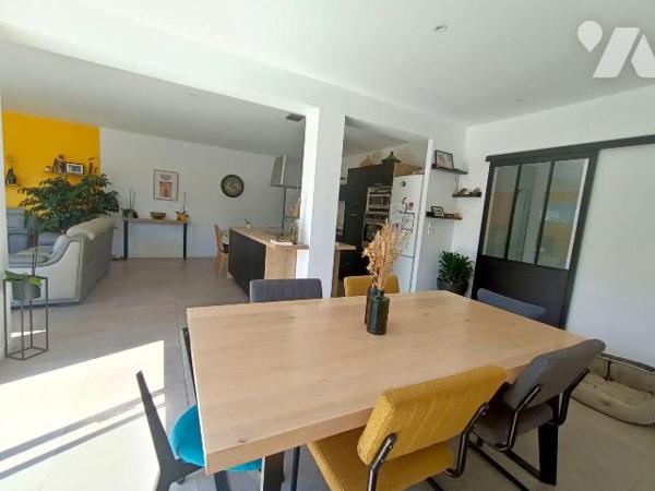 NOUVEAUTE TRENTE CINQ NOTAIRES - Nous vous proposons cette maison en parfait état -  construite...