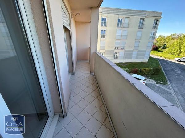 Appartement à louer 3 pièces 63.36m² Fagnières (51510)