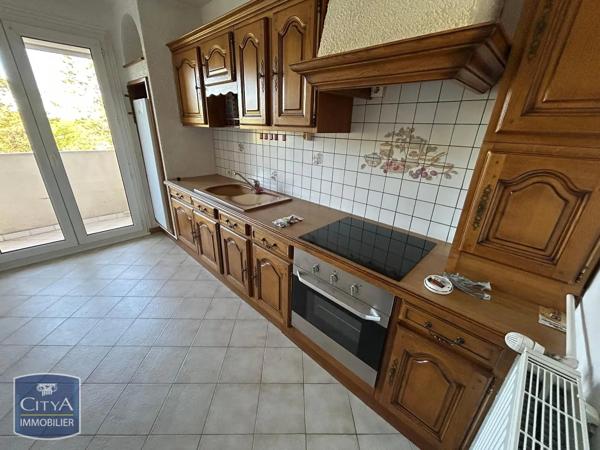 Appartement à louer 3 pièces 63.36m² Fagnières (51510)