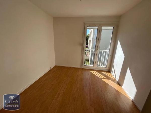 Appartement à louer 3 pièces 63.36m² Fagnières (51510)