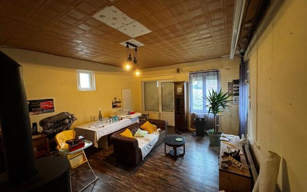 Maison à vendre    5 pièces •  Nurlu