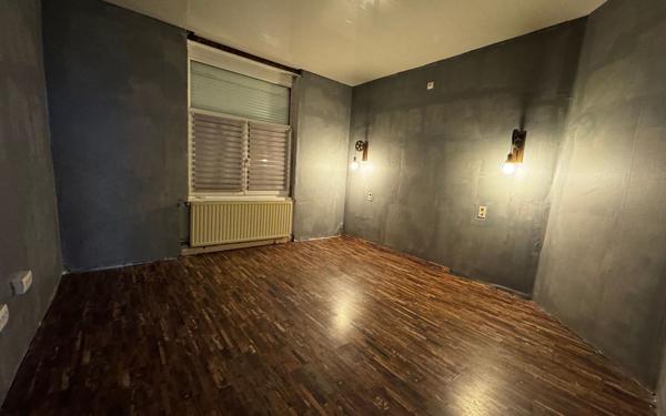 Maison à vendre    5 pièces •  Nurlu