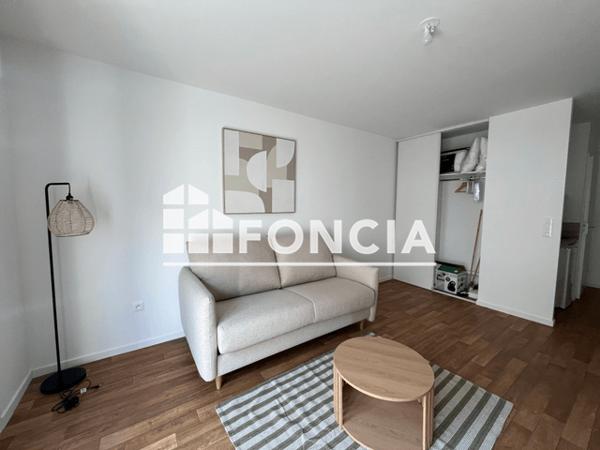 Location Studio 24.96 m² - Le Mans 72000