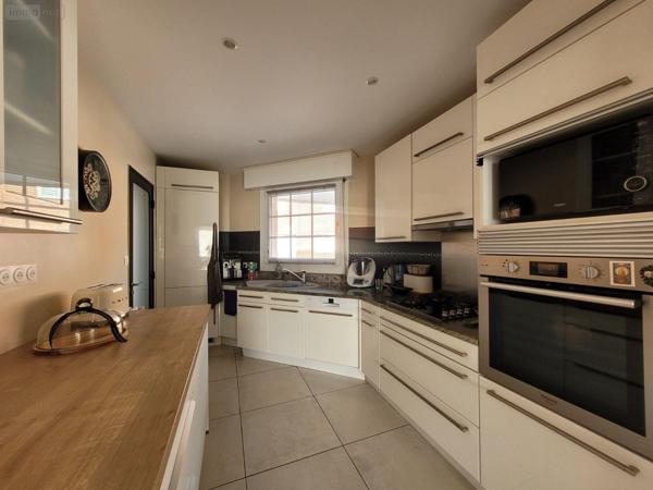 Maison à vendre à Dunkerque dans le Nord (59240), ref : F6007   
ROSENDAEL