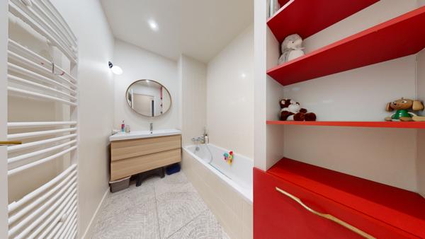 Appartement 4 pièces - 104 m² Exclusivité efficity