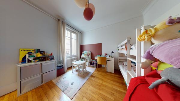 Appartement 4 pièces - 104 m² Exclusivité efficity