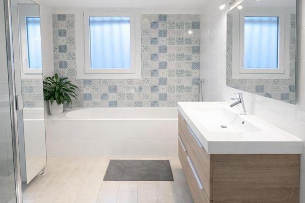 Maison de plain-pied 4 chambres avec garage