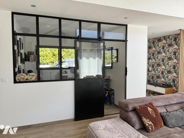 Maison contemporaine – Vaulnaveys‑le‑Haut – Plain‑pied de 2017 avec prestations haut de gamme