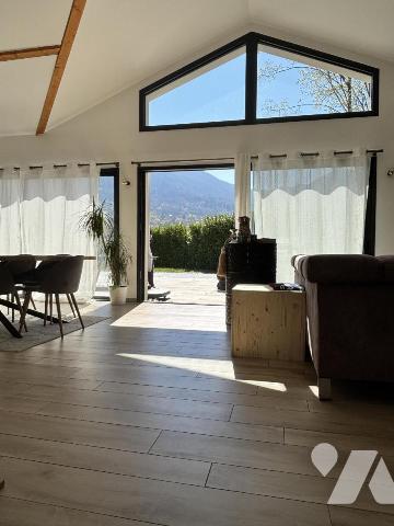 Maison contemporaine – Vaulnaveys‑le‑Haut – Plain‑pied de 2017 avec prestations haut de gamme