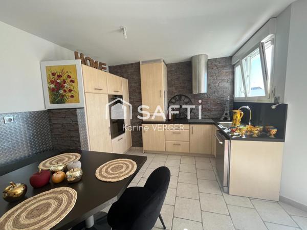 Saint-Jean-de-Monts et à deux pas de la plage !