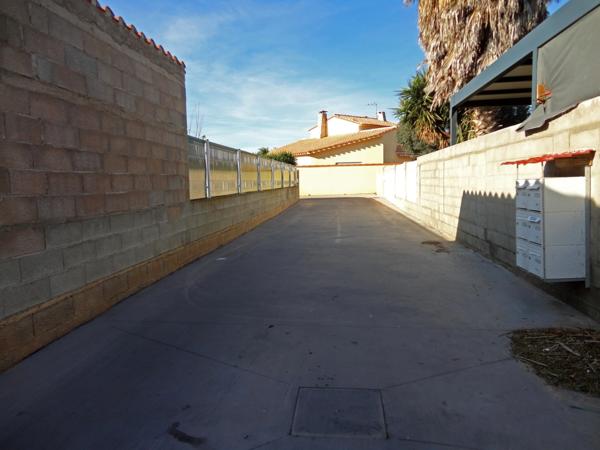 Dpt Pyrénées Orientales (66), à vendre BOMPAS appartement 4 pièces 78,8m² terrasse, parking