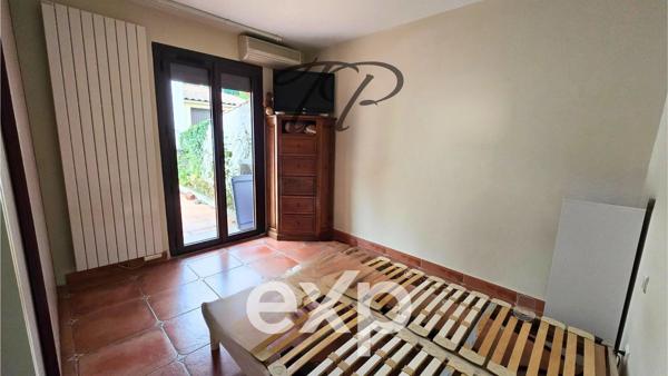 Pézenas : villa T7 de 143 m2