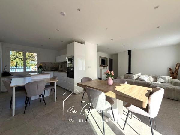 MAGNIFIQUE MAISON DE PLAIN PIED A CLAIX