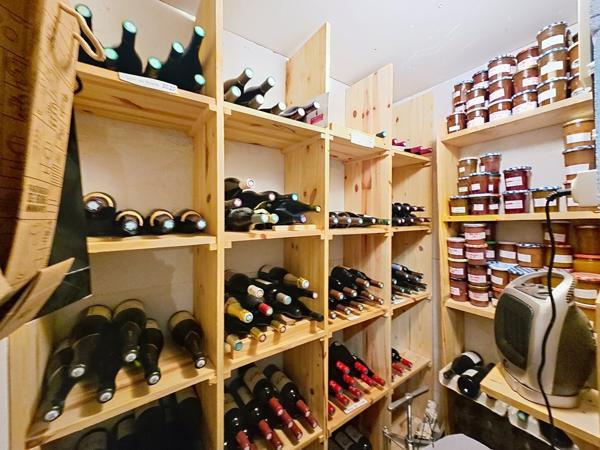 Maison en pierre de 200 m² au calme