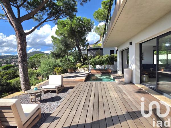 Maison à vendre 4 pièces 120 m² Le Lavandou