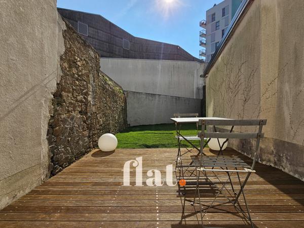 Studio | petite copro 8 lots | rénovation ultra qualitative | jardin privatif | RÉPUBLIQUE / CRÉATION