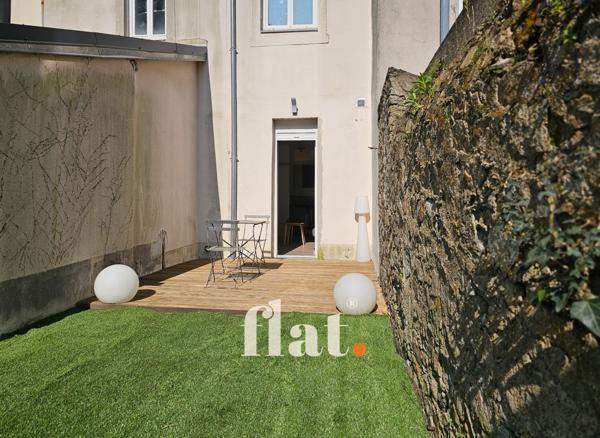 Studio | petite copro 8 lots | rénovation ultra qualitative | jardin privatif | RÉPUBLIQUE / CRÉATION