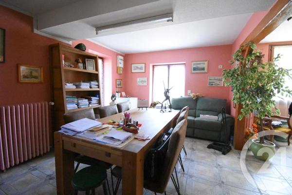 Maison à vendre  5 pièces - 152 m 2   CUSSET  - 03