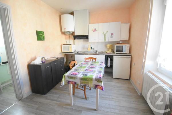 Maison à vendre  5 pièces - 152 m 2   CUSSET  - 03