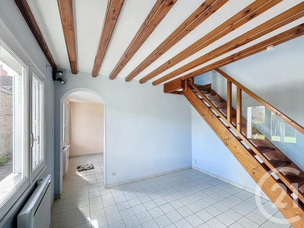 Maison à vendre  5 pièces - 152 m 2   CUSSET  - 03